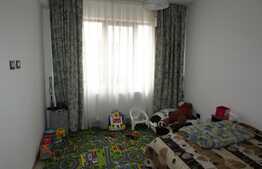 Apartament 3 camere LUX, 79 mp, gradina de 120 mp! Zona Terra!