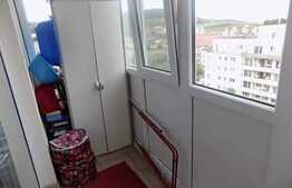 Apartament 3 camere, 52 mp, zona strazii Stejarului!