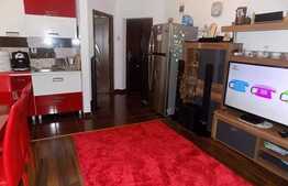 Apartament 3 camere, 52 mp, zona strazii Stejarului!