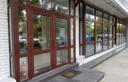 Spatiu comercial cu vitrina generoasa