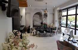 Spatiu comercial cu vitrina generoasa