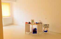 Apartament de vanzare, 2 camere, 50 mp, parcare! Zona strazii Eroilor!