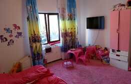 Apartament modern, 4 camere, 110 mp utili, 2 parcari, boxa, zona restaurant Roata!