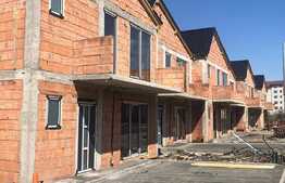 Case insiruite, 110 mp, teren 250 mp, zona Vivo! C.F. disponibil ! 