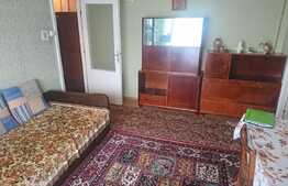 Apartament 3 camere, etaj intermediar, zona strazii Parang