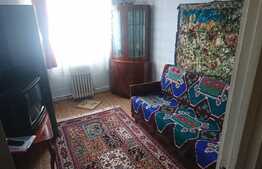 Apartament 3 camere, etaj intermediar, zona strazii Parang