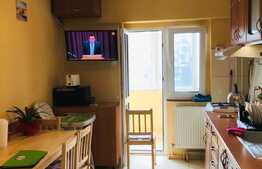 Apartament 3 camere decomandate, 74 mp, zona Interservisan