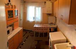 Apartament de vanzare, 2 camere decomandate 54 mp, etaj intermediar, zona Kaufland!