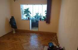 Apartament 4 camere, etaj intermediar, parcare, zona Big Center