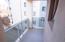 Apartament de vanzare, 3 camere, 70 mp, parcare! Zona Vivo!