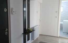 Apartament renovat, 2 camere decomandat, 53 mp utili + 23 mp balcon, garaj, priveliste, zona Calea Manastur!