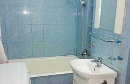 Garsoniera, 28 mp, decomandata, zona strazii Parang