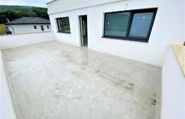 Penthouse in vila cu 2 unitati, 119.44 mp utili, garaj, zona Campului