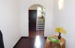 Duplex cu 4 camere, acces restrictionat, Zona Terra