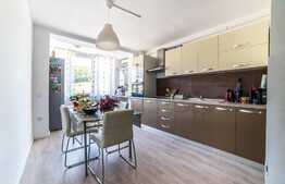 Apartament 2 camere, 68 mp, lux, parcare fara CF, zona strazii Florilor