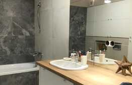 Apartament de lux 3 camere, 70 mp, garaj, zona Oncos