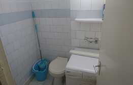 Apartament 3 camere, etaj intermediar, parcare, zona Kaufland