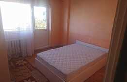 Apartament 3 camere, etaj intermediar, parcare, zona Kaufland