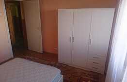 Apartament 3 camere, etaj intermediar, parcare, zona Kaufland