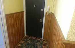 Apartament 3 camere, etaj intermediar, parcare, zona Kaufland