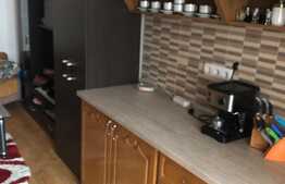 De vanzare 2 camere, 40 mp,etaj intermediar, zona Florilor