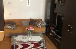 De vanzare 2 camere, 40 mp,etaj intermediar, zona Florilor
