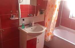 Apartament 2 camere, 53 mp, decomandat, etaj intermediar, loc de parcare, zona Florilor