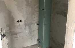 Apartament 3 camere, 63 mp, loc de parcare, zona Teilor!