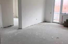 Apartament 3 camere, 63 mp, loc de parcare, zona Teilor!