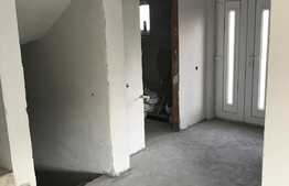 Duplex de vanzare, 220 mp utili, teren 290 mp, zona strazii Corneliu Coposu