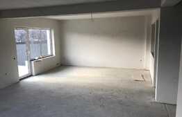 Duplex de vanzare, 220 mp utili, teren 226 mp, zona strazii Corneliu Coposu