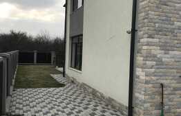 DE VANZARE DUPLEX, situat in zona Iulius Mall, suprafata utila 120mp, teren 250 mp