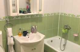 Apartament 2 camere,decomandat,46 mp,etaj intermediar, zona Florilor, Floresti