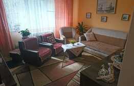 Apartament 3 camere, etaj intermediar, garaj, zona Big