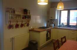 Apartament 2 camere, decomandat, 54 mp utili, parcare, zona restaurant Roata.