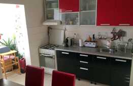 Daca vrei zona buna/zona potrivita pentru investitie/ zona linistita ai ajuns in locul potrivit! Apartament 2 camere, decomandat, 53mp, zona Golden Tulip!