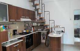 Apartament 4 camere, 75 mp, cu scara interioara, parcare, zona Ultracentrala!