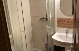 Apartament 3 camere, 66 mp, decomandat, zona strazii Primaverii