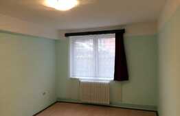 Zona potrivita pentru investitie! Apartament 3 camere, 71mp + boxa finisata 14mp, zona Facultatii de Litere!