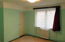 Zona potrivita pentru investitie! Apartament 3 camere, 71mp + boxa finisata 14mp, zona Facultatii de Litere!