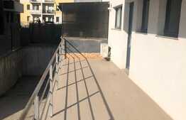 Spatiu comercial, 120 mp, 4 locuri de parcare, zona Terra, Floresti