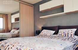 Apartament 2 camere, 50 mp, etaj intermediar zona strazii Bucuresti