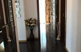 Apartament 3 camere, 78 mp, garaj, parcare, imobil nou, zona Iulius Mall