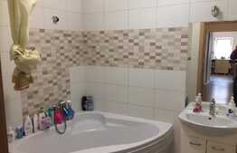 Apartament 3 camere, 70 mp, zona Junior Residence Iris
