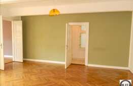 Apartament cu 3 camere, nemobilat