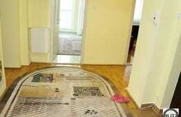 3 camere de vanzar, zona Billa