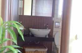 Casa finisata, 90 mp, teren 154 mp, zona accesibila!