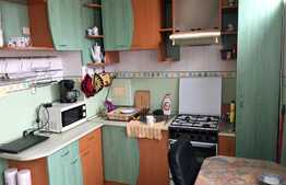 Garsoniera la cheie, 32 mp, etaj intermediar, zona Expo Transilvania