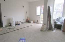 Duplex semifinisat, 110 mp+garaj, curte de 100 mp, zona strazii Ioan Rus!