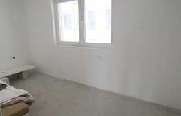 Duplex semifinisat, 110 mp+garaj, curte de 100 mp, zona strazii Ioan Rus!